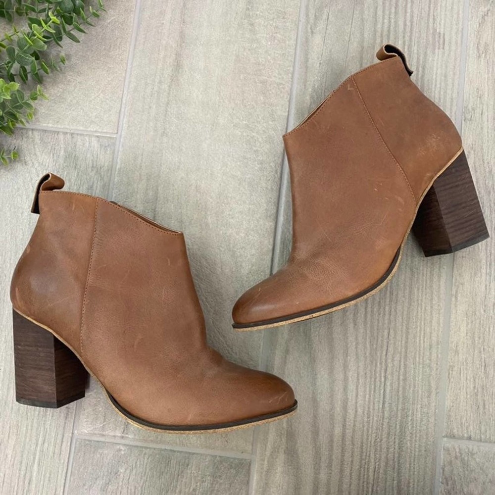 BP Brown Leather Heeled Ankle Booties